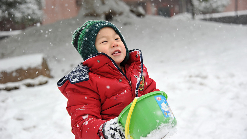 初雪，沒有炸雞和啤酒